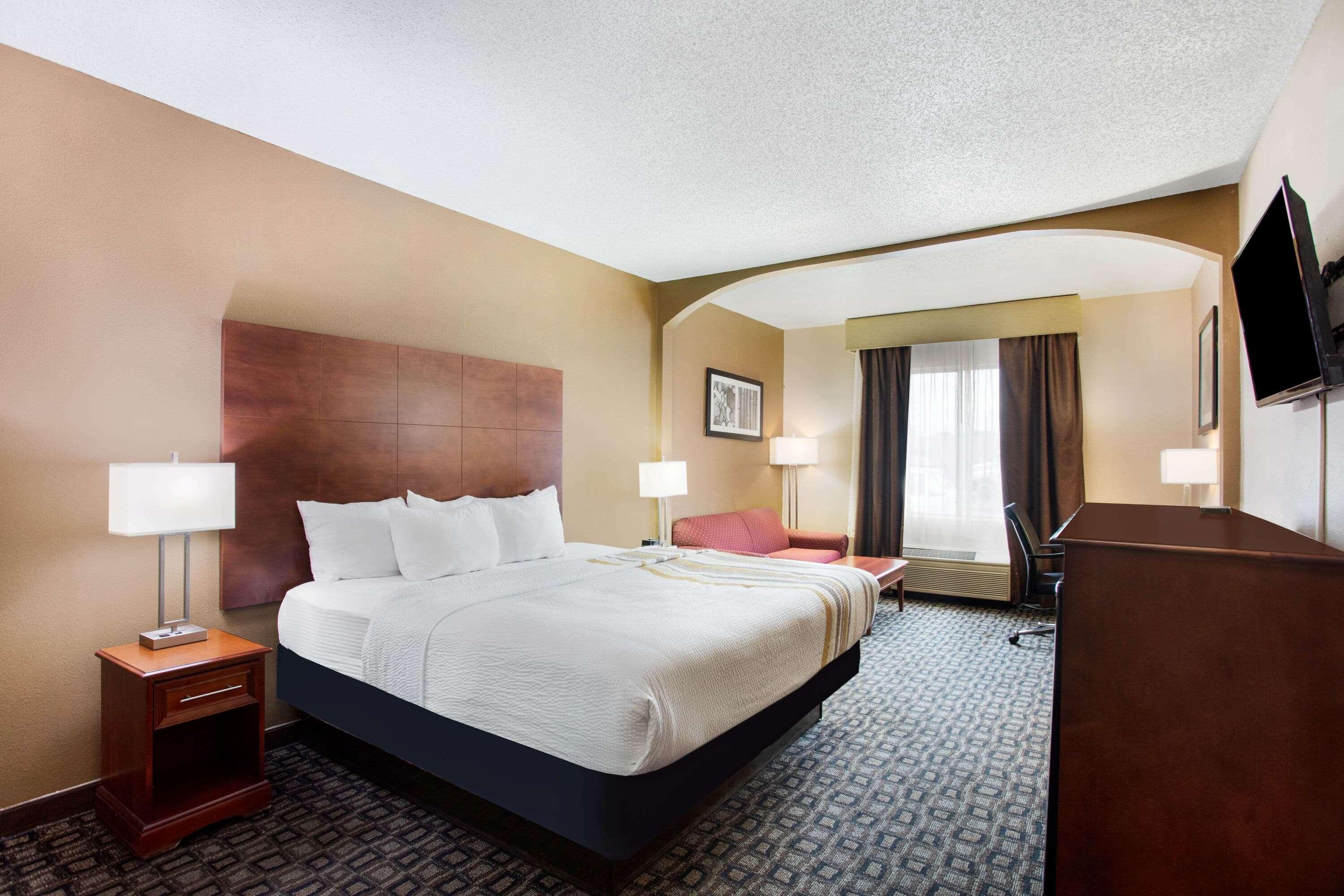 La Quinta Inn By Wyndham Decatur Alabama Exterior foto