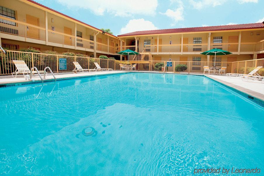 La Quinta Inn By Wyndham Decatur Alabama Exterior foto