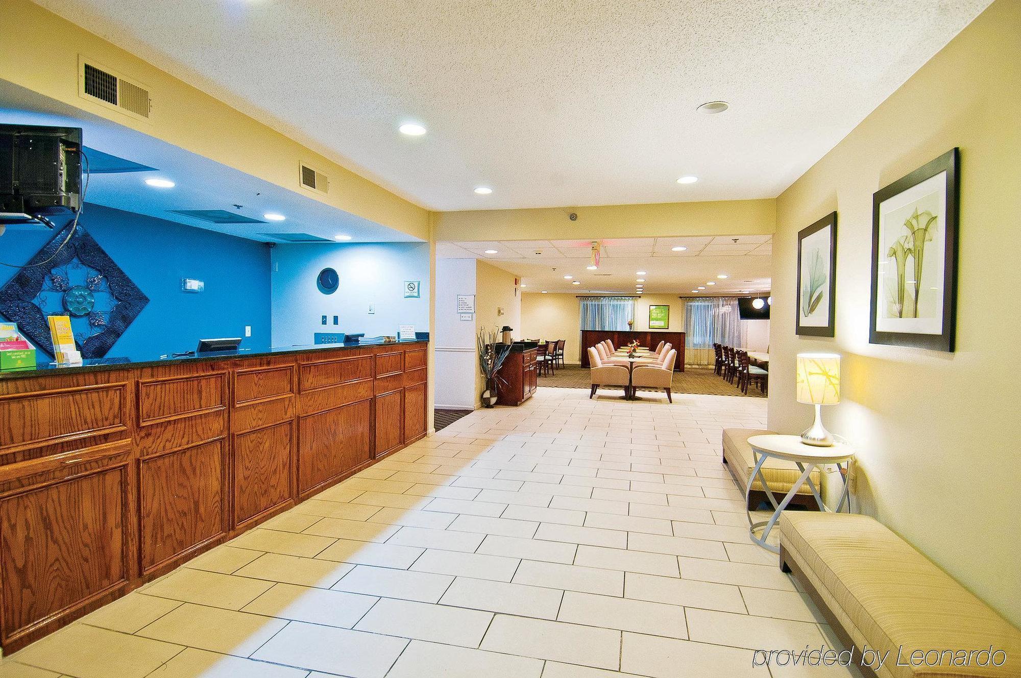 La Quinta Inn By Wyndham Decatur Alabama Interior foto